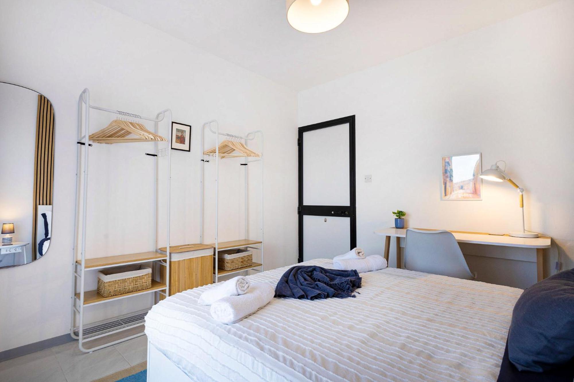 סיינט פול ביי Spacious 2Br Penthouse With A Large Front-Terrace - Close To Bugibba Perched Beach מראה חיצוני תמונה