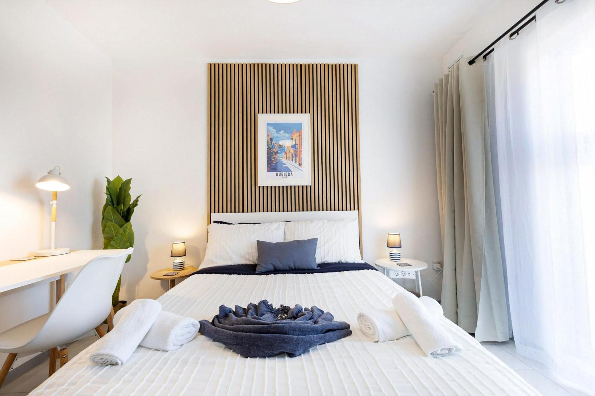 סיינט פול ביי Spacious 2Br Penthouse With A Large Front-Terrace - Close To Bugibba Perched Beach מראה חיצוני תמונה